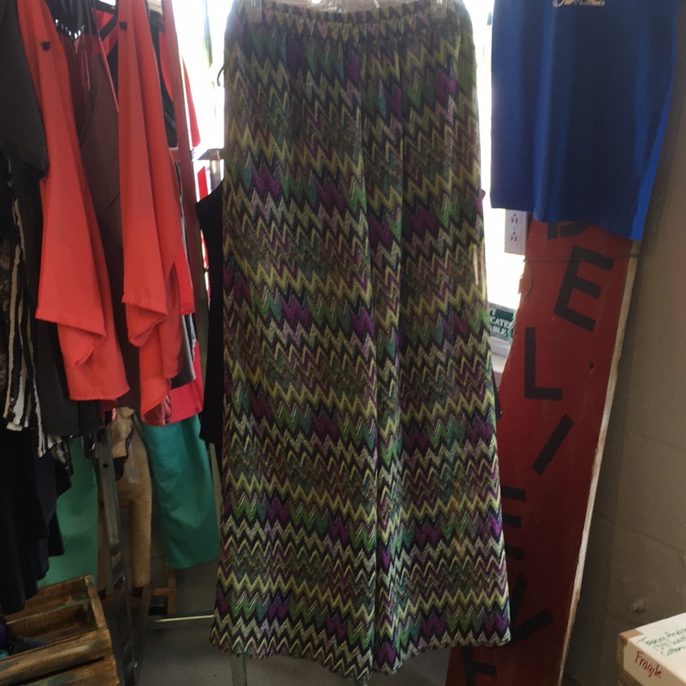 Umgee size small new silk pants